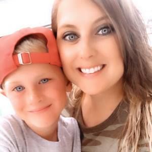 Meet your Posher, Casey